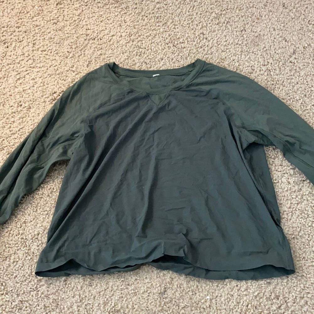 army green athletic long sleeve